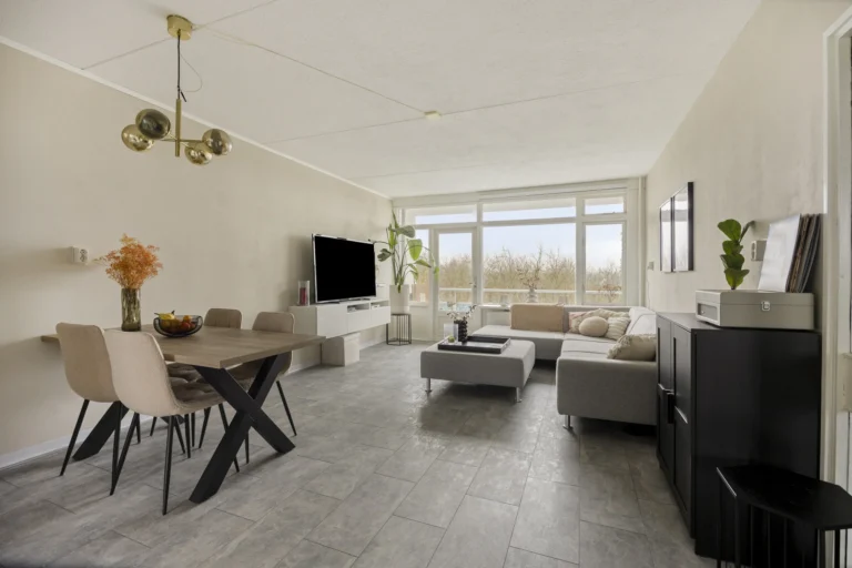 Plutostraat1162402XGAlphenaandenRijn-12