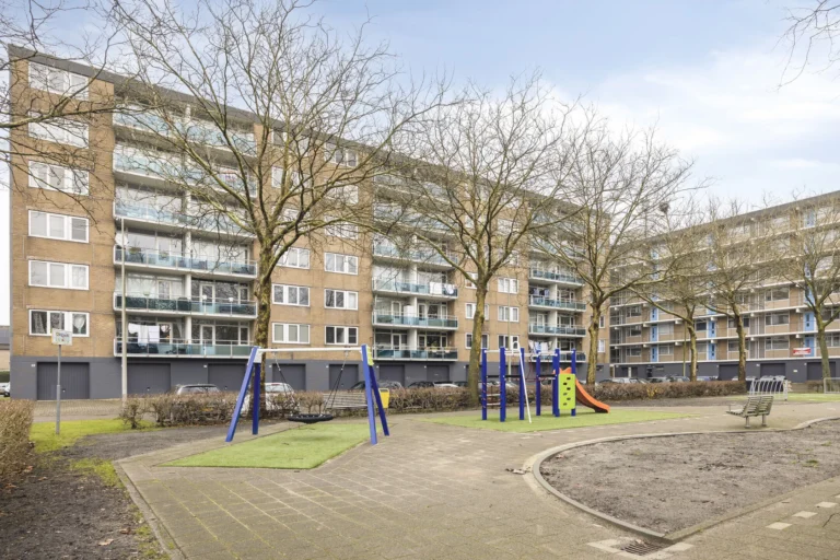 Plutostraat1162402XGAlphenaandenRijn-30