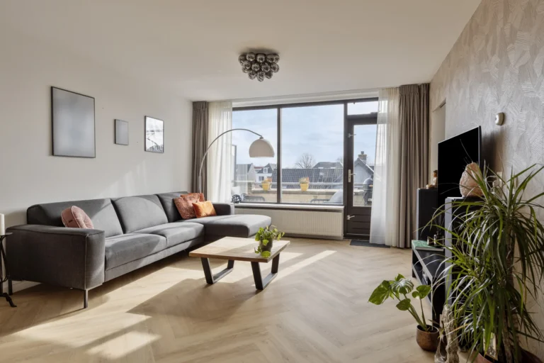 Rosmolen572406JXAlphenaandenRijn_16