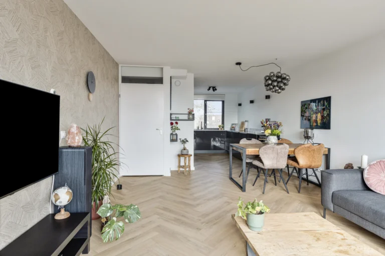 Rosmolen572406JXAlphenaandenRijn_18